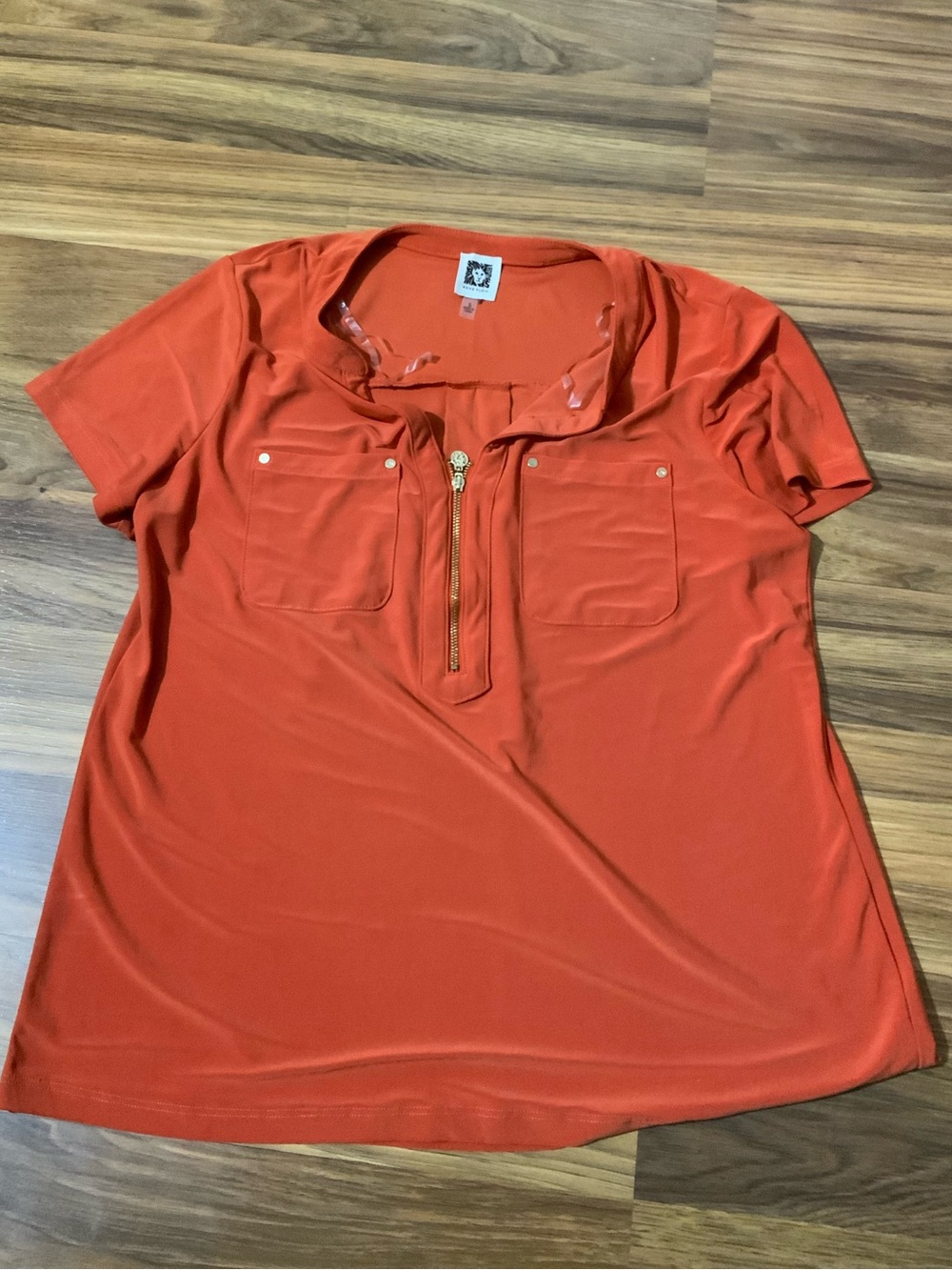 Anne Klein Short Sleeve Zip-Front Top in Burnt Orange